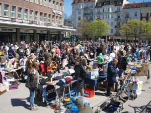 Anwohner Flohmarkt Marie-Jonas-Platz